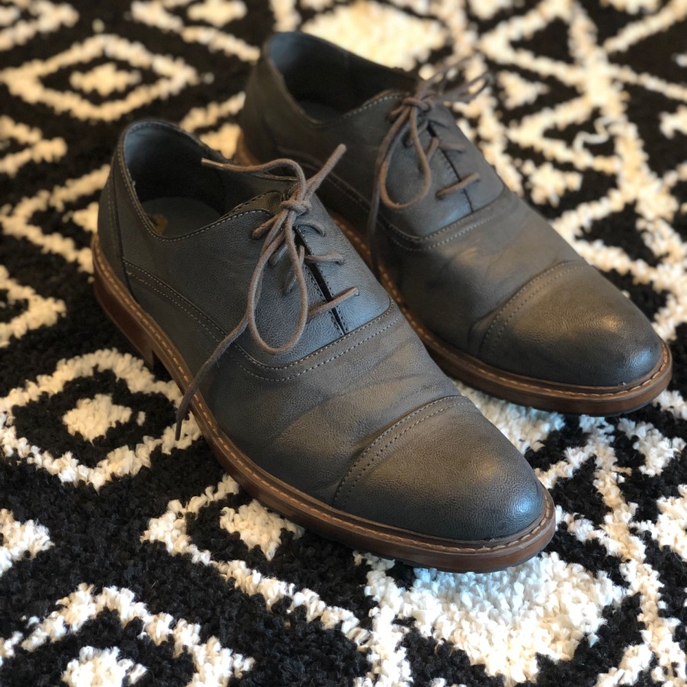 Perry Ellis Portfolio | Vegan Gray Oxfords